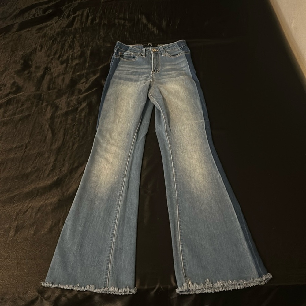 Flare jeans. Size 2. Highrise